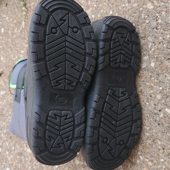 Wonder Nation Snow Boots Black Grey Big Kid Youth 5 Lined Skid Resistant - Picture 7 of 8